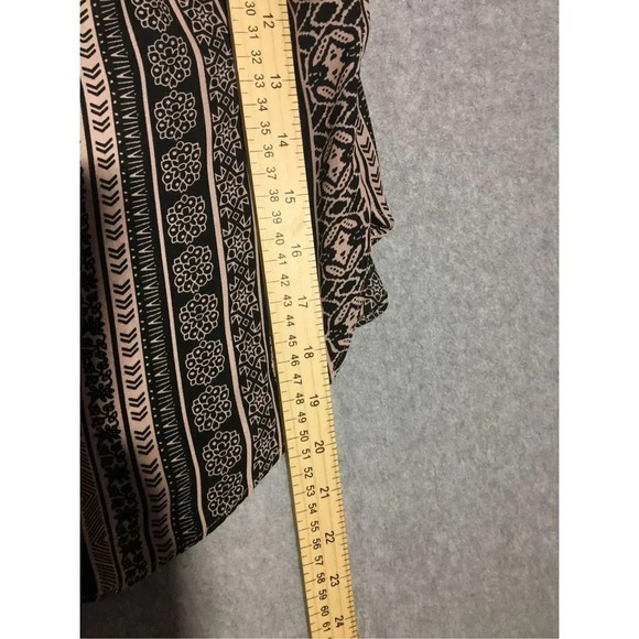 Womens Premise Studio Blouse Size 2X Aztec Pink Black Formal Business Cadual - Picture 3 of 3